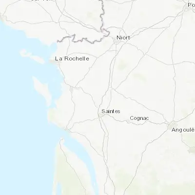 Map showing location of Saint-Savinien (45.878200, -0.680150)